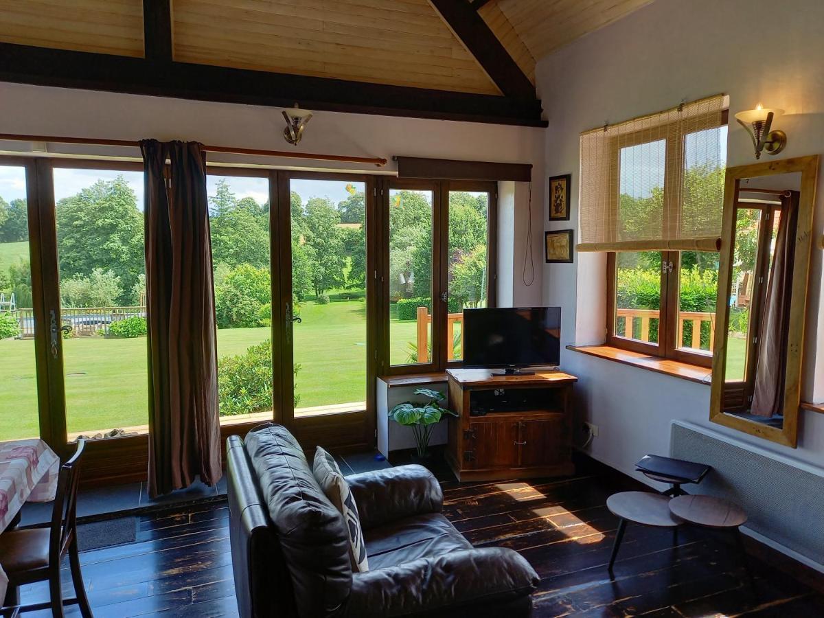 La Gasteboisiere With Swimming Pool And Games Room Le Mesnil-Adelee ภายนอก รูปภาพ