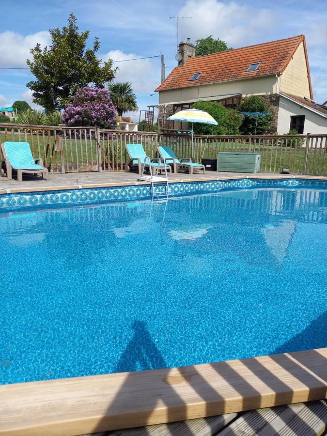 La Gasteboisiere With Swimming Pool And Games Room Le Mesnil-Adelee ภายนอก รูปภาพ