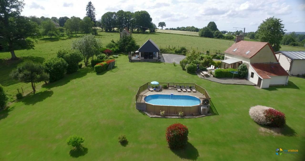 La Gasteboisiere With Swimming Pool And Games Room Le Mesnil-Adelee ภายนอก รูปภาพ
